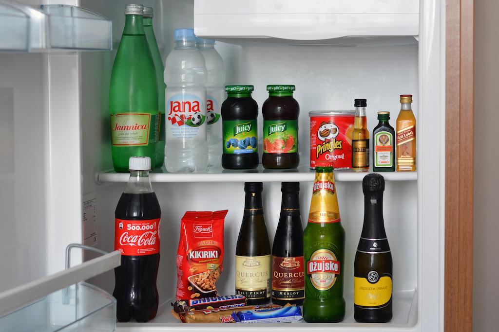Rooms Villa Oasiss ヴィンクラン 部屋 写真