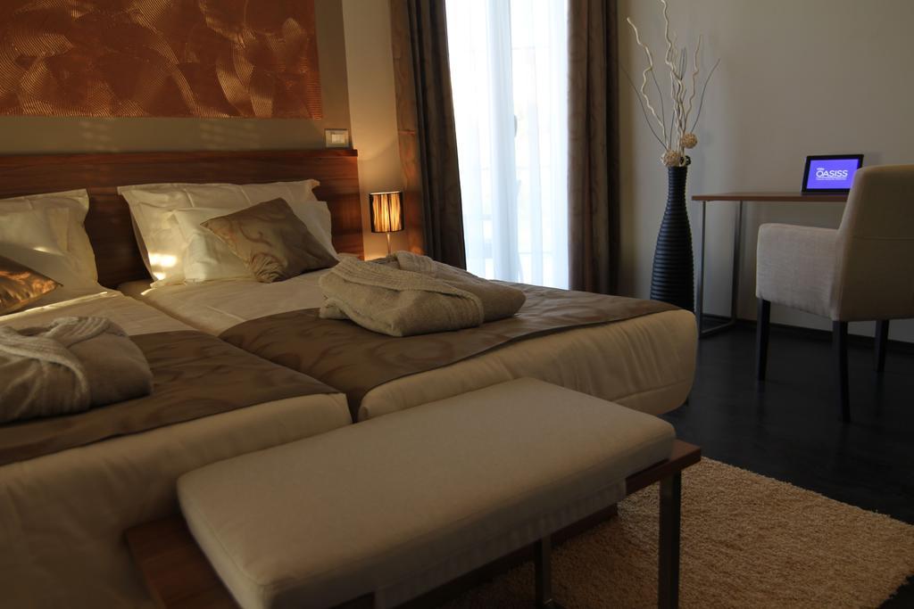 Rooms Villa Oasiss ヴィンクラン 部屋 写真